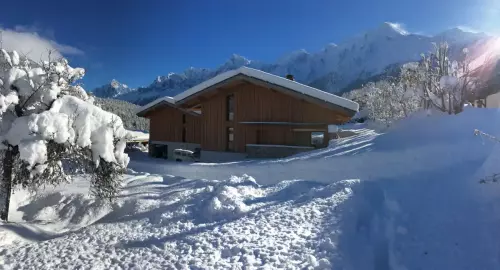 Vue-chalets-arriere-360-en-hivers